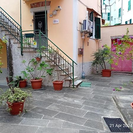 Appartamento Il Vicolo La Spezia Cinque Terre Exterior photo